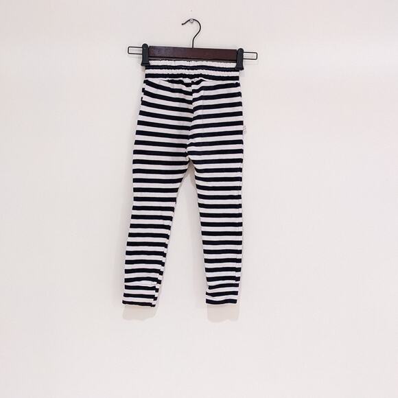 Childhoods Pullover Crew & Jogger Bundle - Picture 10 of 11